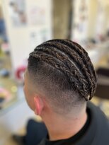 ヘアーズ エム美容室&nbsp;コーンロウ