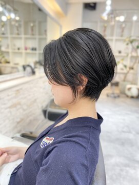 ソラ(SoRa) くびれが綺麗なショート