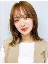 ブロッサム 東久留米店(Blossom)&nbsp;30代40代◎大人ミディアムレイヤー×くびれ小顔ヘア