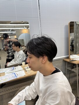 リラクオーレメンズ(LIRA CUORE men's) シャドウパーマ/メンズ縮毛矯正/毛流れセンターパート