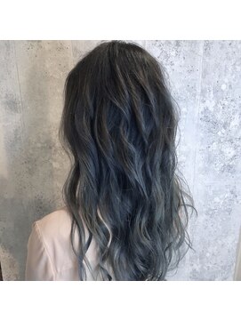 ニコル(Nicoru*) イメージチェンジに！外国人風ナチュラルグラデーション