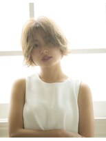 ロンド ストラーダ 心斎橋(Lond strada)&nbsp;【津賀　涼】ショートグレージュカラーボブウルフココアベージュ