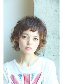 イストリムサロン(ISTORYM Salon) ウルフウェーブひし形シルエット