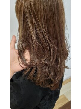 キザシ(KIZASI) 透明感と立体感+で白髪をぼかすイミテーションカラー