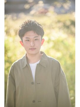 リーブル(Libre) 束感アップバングショート