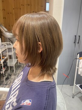 ルシール バイ アリア(Lucir by aria) ウルフベージュカラー