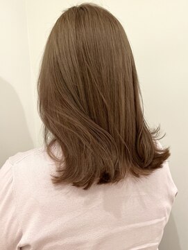 ローネス(LONESS) 柔らかく肌馴染みのいいミルクティーベージュ◎