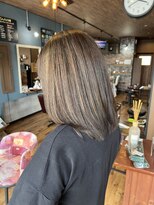 ロイズ ヘアデザイン アンド スパ(LOES) 白髪ぼかしハイライト×ベージュカラー
