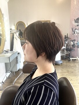 コワファースト 別府 ピンクブラウン×丸みショート