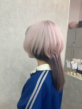 アン ブリーチ 大宮駅東口店(UN BLEACH) ブラック×ホワイト
