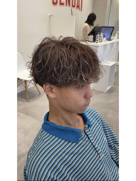 オーシャントーキョー 仙台(OCEAN TOKYO) スパイラルMIXマッシュ刈り上げ