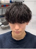 黒髪シャドウパーマ波巻きスパイラル刈り上げマッシュ2ブロック