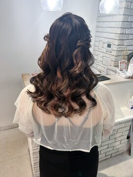 ディティカ ティア(Dityca tia) ハーフダウン