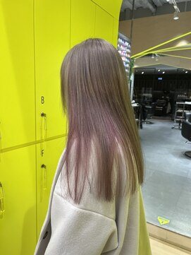 エイトヘアー(8 HAIR) ホワイトベージュ×インナーホワイトピンク
