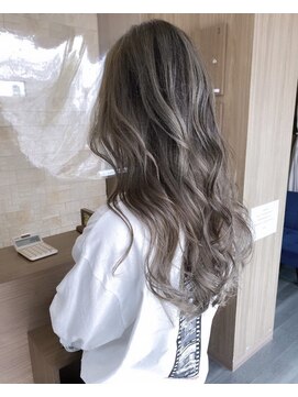 グラムアッシュ(GLAM ASH) バレイヤージュ