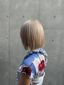 アディクト 綾瀬(ADDICT) 【ADDICT_YUYA】ボブショート・ハイトーンミルクティー