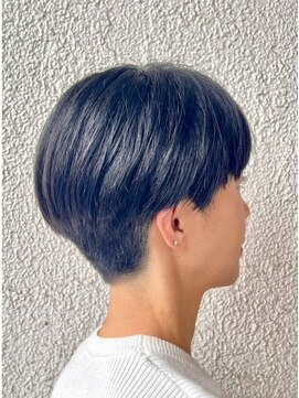 ヘアデザイン エソラ(hair design esora) 刈り上げレディースマッシュショート×ブルーブラック