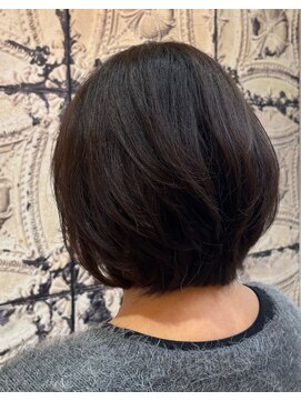 マドンナエメ なおみ(madonna aimer なおみ) ショートボブ