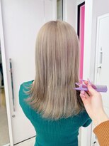 ロサ ファイブヘアー(Rosa..5Hair)&nbsp;ホワイトベージュ