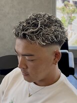 ウル メンズ ヘアーサロン(ulu. Men's Hair Salon)&nbsp;極道パーマ/スキンフェード/メッシュ