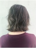 ミディアムレイヤー_スリークボブ厚めバングローライト_ba282723