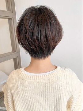 ハナ ビューティーヘアー(hana.) 耳かけ丸みショート