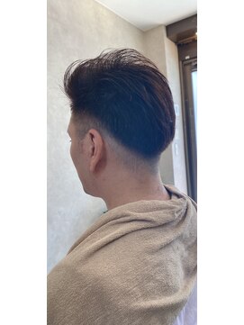 リゼロ(ReZERO) フェードメンズカット