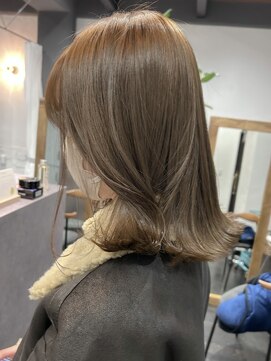 アルコイリスバイドールヘアー(ARCOIRIS by Dollhair) ベージュカラー/ぷつっとカット/顔周り/似合わせ/髪質改善/都島