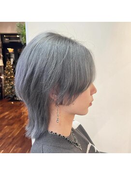 ルーム(Room) 韓国センターパートウルフ/ウルフ/シルバーグレーカラー