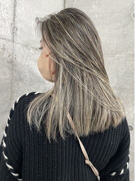 モニカ(MONIQA) 【地毛ハイライト】