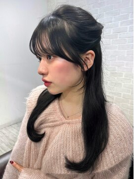 レイラバイアフロート 吉祥寺(Lila by afloat) 韓国ヘア/フェイスレイヤー/顔周りカット/暗髪/グレーブラック