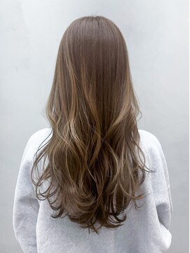 アイティーバイアルバム 下北沢店(IT by ALBUM) ロング美髪韓国ヘアおくれ毛顔周りレイヤー_ba543671