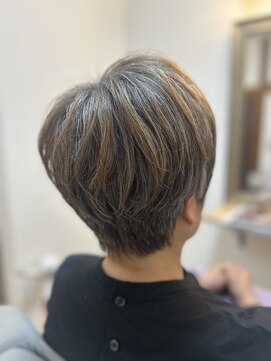ヘアーデザイン モモ(Hair Design MoMO) 夏にぴったり!大人ショートボブ