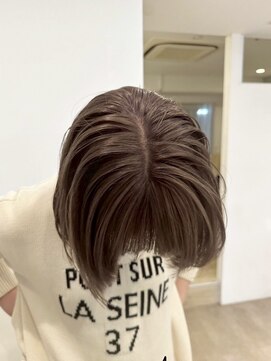 エイチ 梅田(H) 40代50代ハンサムショートアンブレラカラーベリーショートボブ