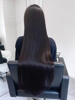 ラボ バイ アンキシム(Labo by AHNKISM)&nbsp;韓国風レイヤーカット髪質改善艶髪縮毛矯正堀江