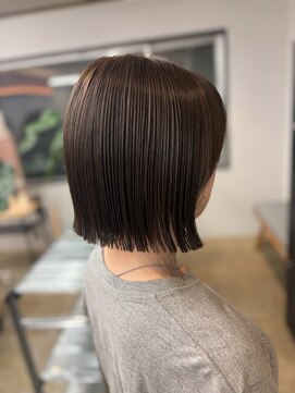 モコヘアーフロール(MOCO hair flor) 赤みオフ・透け感グレージュボブ