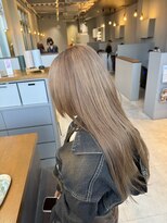 エマピボット 中川本店(EMA PIVOT) 初めてのブリーチオンカラー♪