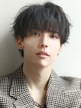 クロトヴィラ 天神大名(KUROT villa) シースルーアソビシャドウパーマ