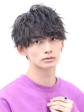 アーリー(Ali'i) ラウンドマッシュソフトツイストパーマ束感ショート