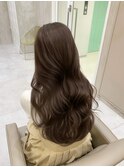 レイヤーカット×ブリーチなし透明感ブラウン