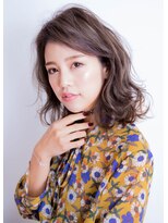ヘアーグラン(Hair Gran.) 波巻きで仕上げるヌードアッシュロブ