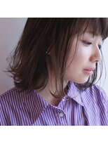 ツイギー 宮西店(TWiGGY)&nbsp;忍ばせハイライトのミディアムスタイル