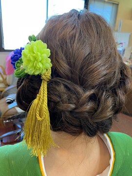 シフォン(Chiffon) 卒業式　ヘアアレンジ