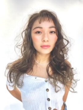 ステラ 久我店(stella) ソバージュ シースルーバング グレージュカラー 20代30代