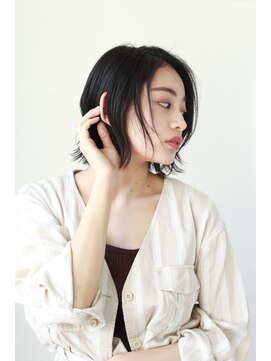 エクリフルール(equri fleur) パツンと切りっぱなし大人ボブ