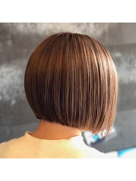 ジアザー(the other) まーるいボブ