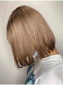 20代30代40代/ストレートでもキマるボブベージュカラー!