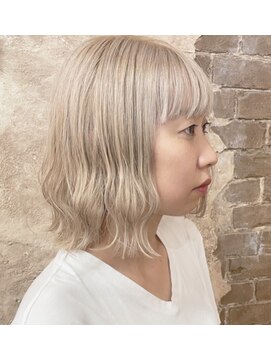 マギーヘア(magiy hair) ホワイトミルクティー［magiyhair西部笑］