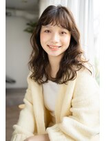 マグノリア オモテサンドウ(MAGNOLiA Omotesando)&nbsp;重軽質感が可愛い愛されロング・・・HINATA