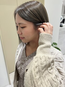 ジーナ 福岡天神(Zina) 韓国/髪質改善/ブリーチ/ダブルカラー/インナーカラー/縮毛矯正